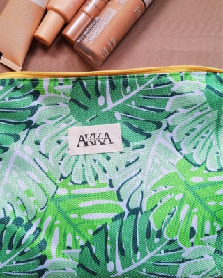 Kosmetyczka zielone liście