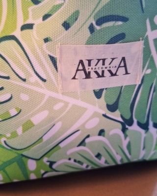 Kosmetyczka pojemna zielone liście