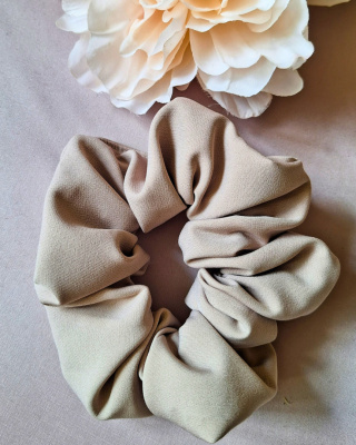Scrunchie gumka do włosów marchiano beż